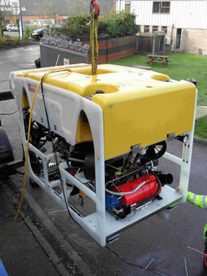Description: Description: http://www.silvercrestsubmarines.co.uk/images/SMEmotor-pumpsetfittedtoSeaeyeJaguarROV.JPG